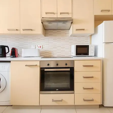 Center, View, 2br * Ларнака